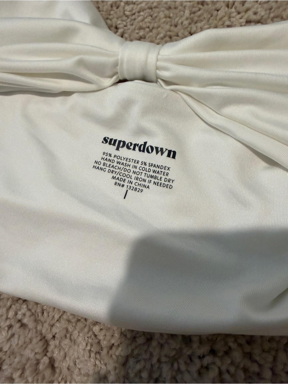 superdown White Off-Shoulder Bikini Set - Picture 4 of 4